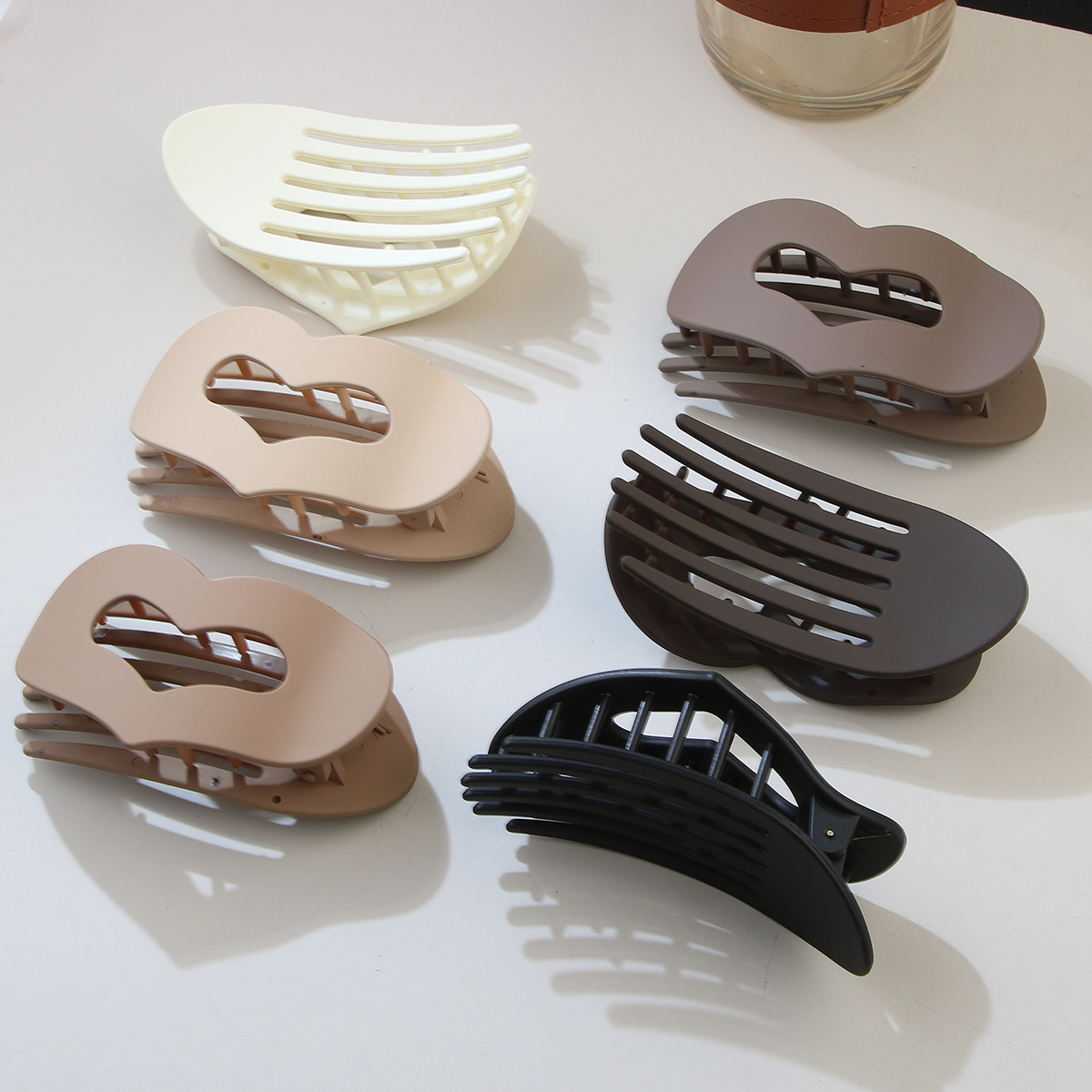 Love Shape Duckbill Clip ? No-Slip Half-Up Pin