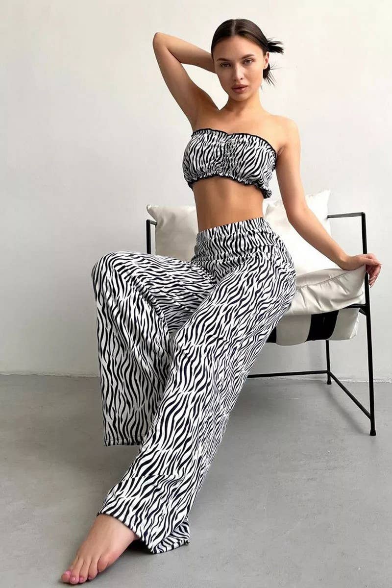 CWSPJ0387_STRIPED PRINT BANDEAU TOP AND PANTS PAJAMA SET