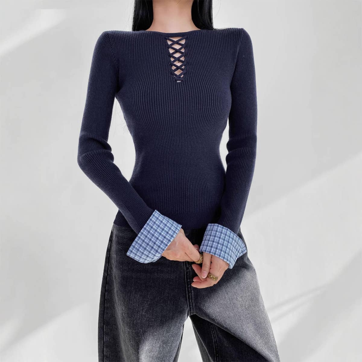 CONTRASTING PLAID PATCHWORK LONG-SLEEVED KNITWEAR