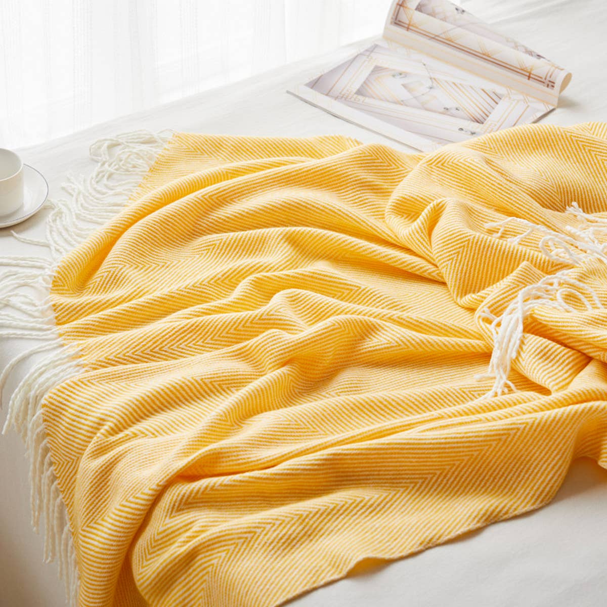 WOVEN JACQUARD TASSEL THROW BLANKET_CWMM1472