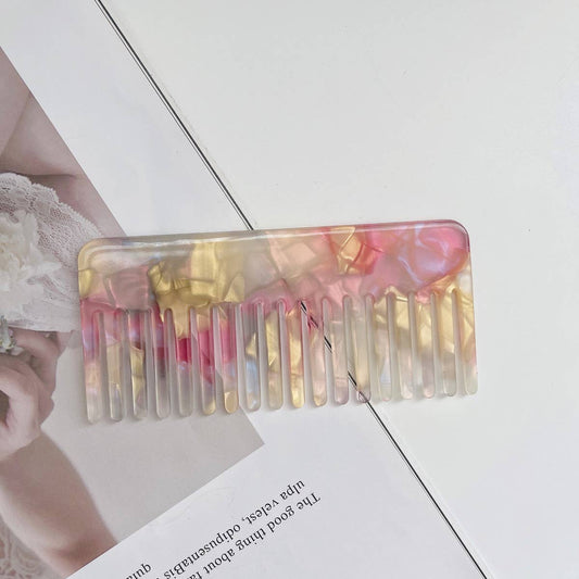 SIMPLE AND EXQUISITE PORTABLE COMB