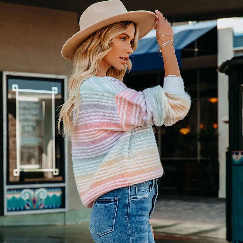 BAGGY, LONG-SLEEVED RAINBOW STRIPED SWEATER