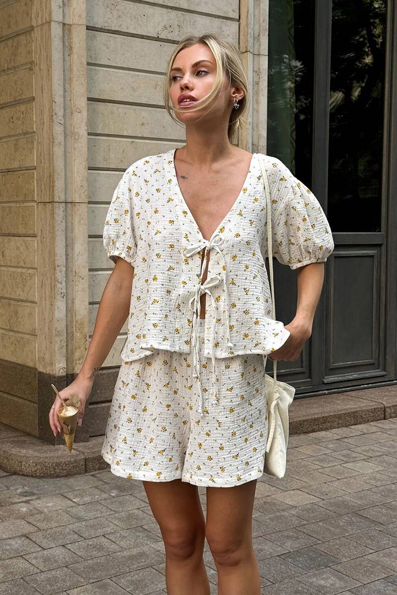 CWSS1137_COTTON PRINTED PUFF SLEEVE TOP & SHORTS SET