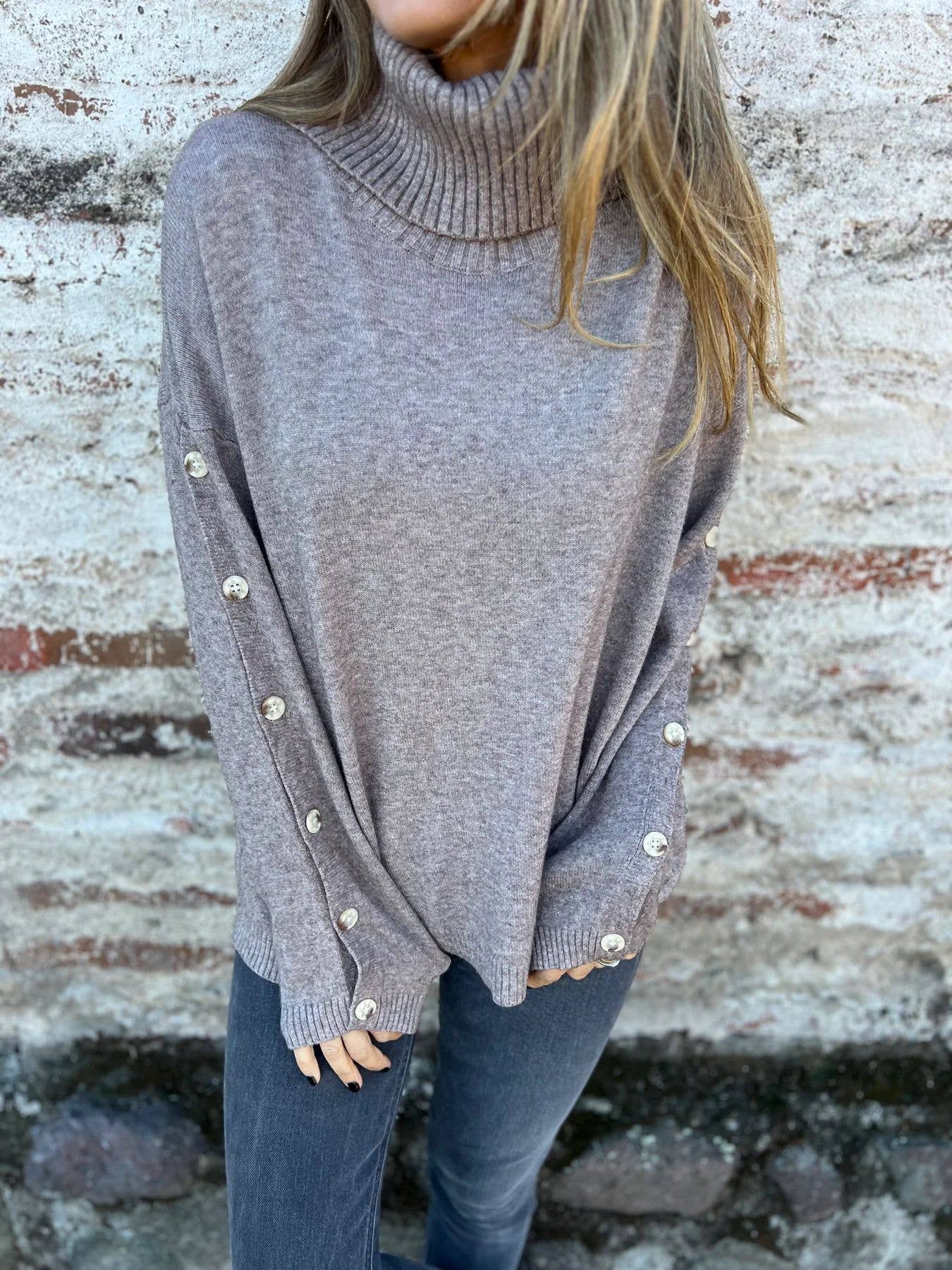 Casual high-neck button-down knitted sweater