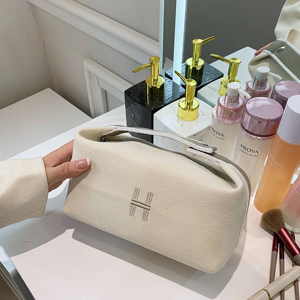 PORTABLE CANVAS BAG LARGE CAPACITY COSMETIC BAG_CWAB4367