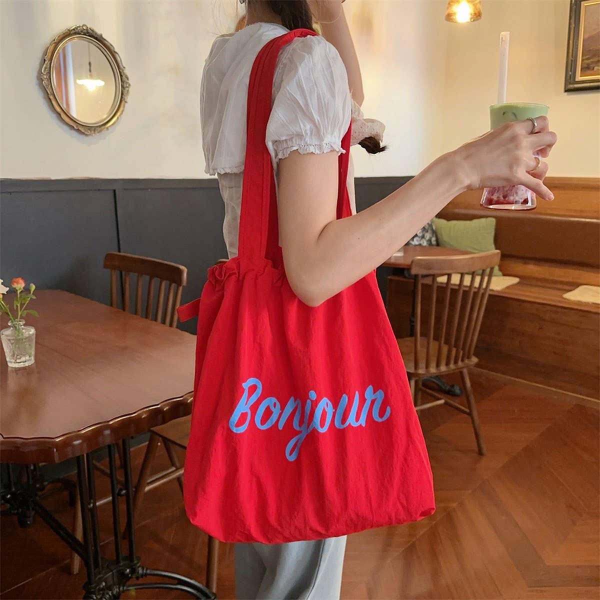 CWAB3903_LETTERING PRINT DRAWSTRING SHOULDER BAG