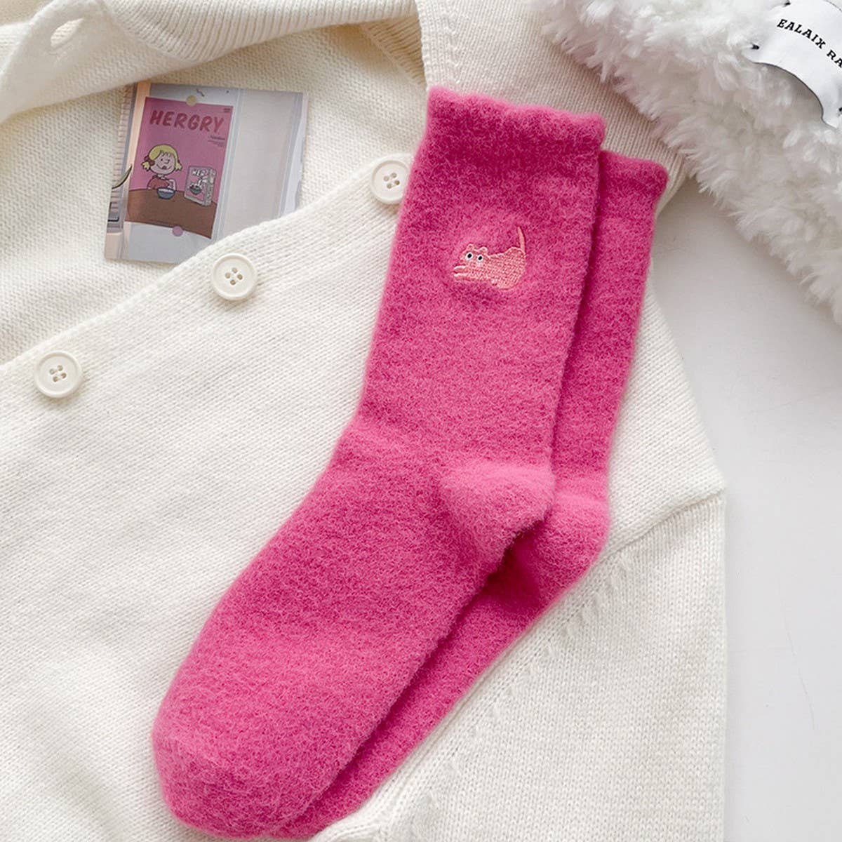 NEW STYLE EMBROIDERED CAT WARM MID-CALF SOCKS_CWMS0798