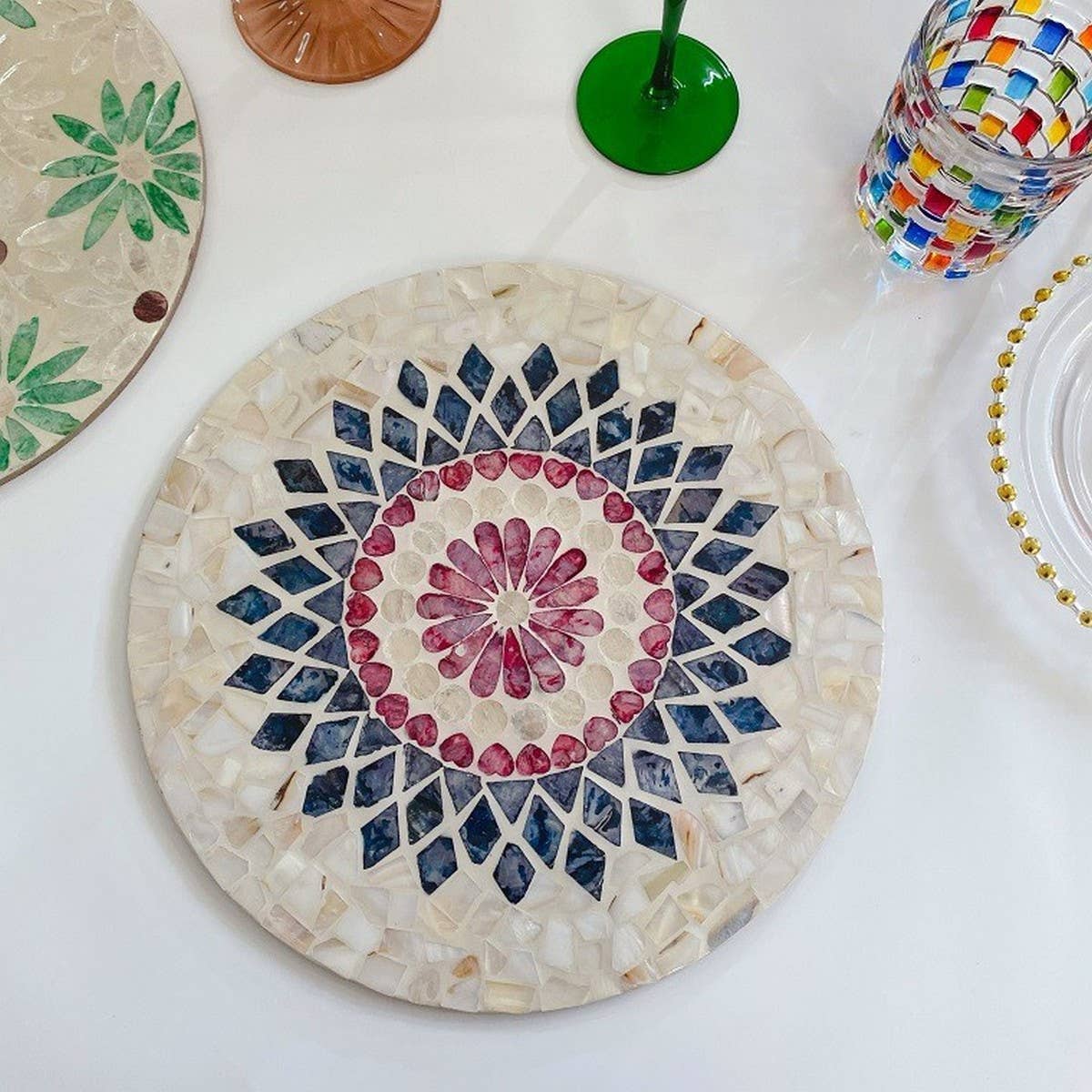 CREATIVE COLORFUL SHELL ROUND PAD INSULATION PAD