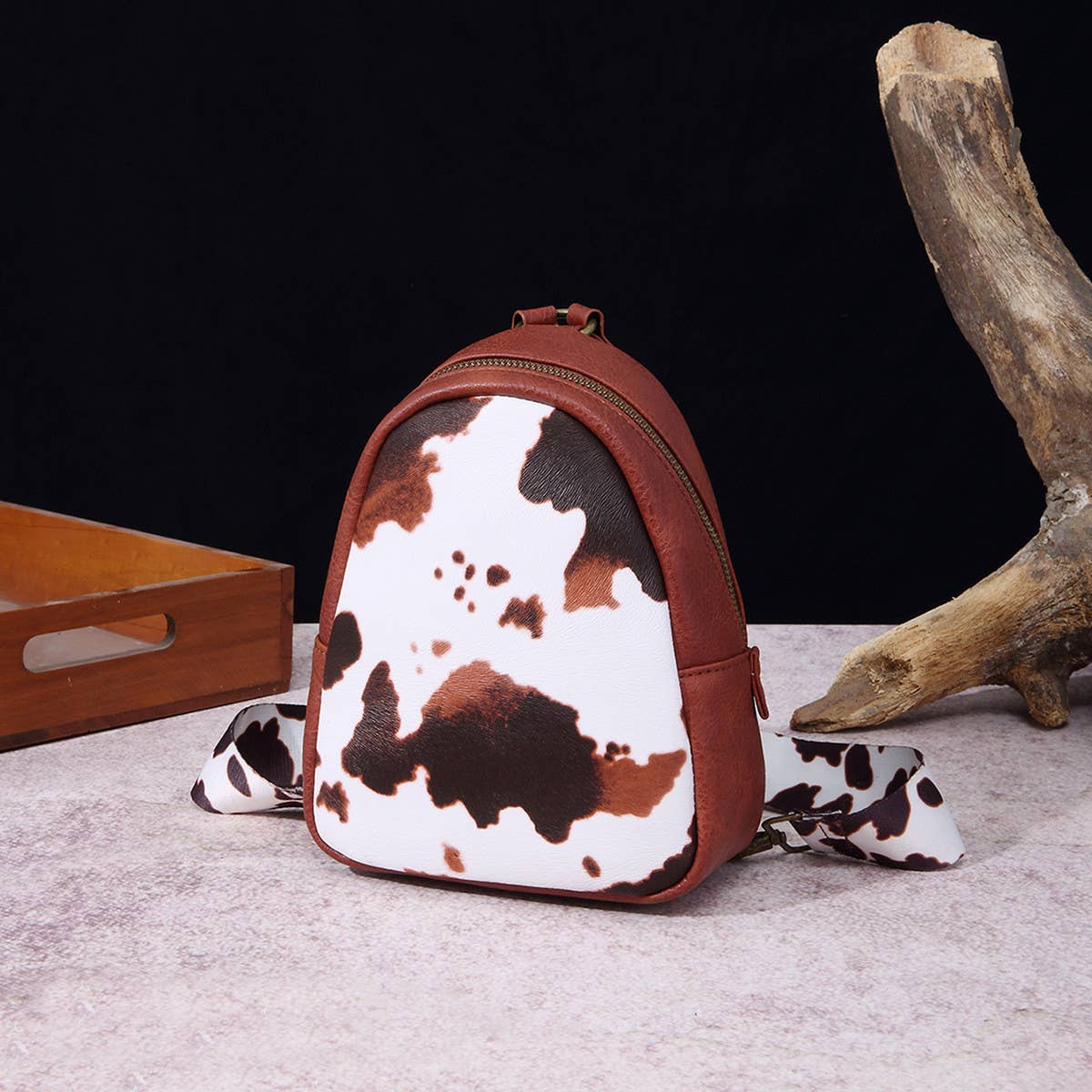 VINTAGE PRINT WESTERN SHOULDER BAG_CWAB2585