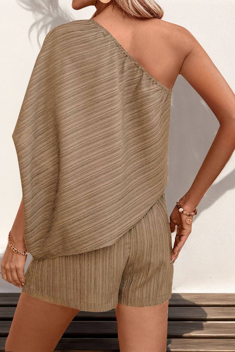 CWSJS0836_SOLID COLOR OFF-SHOULDER TEXTURED JUMPSUIT