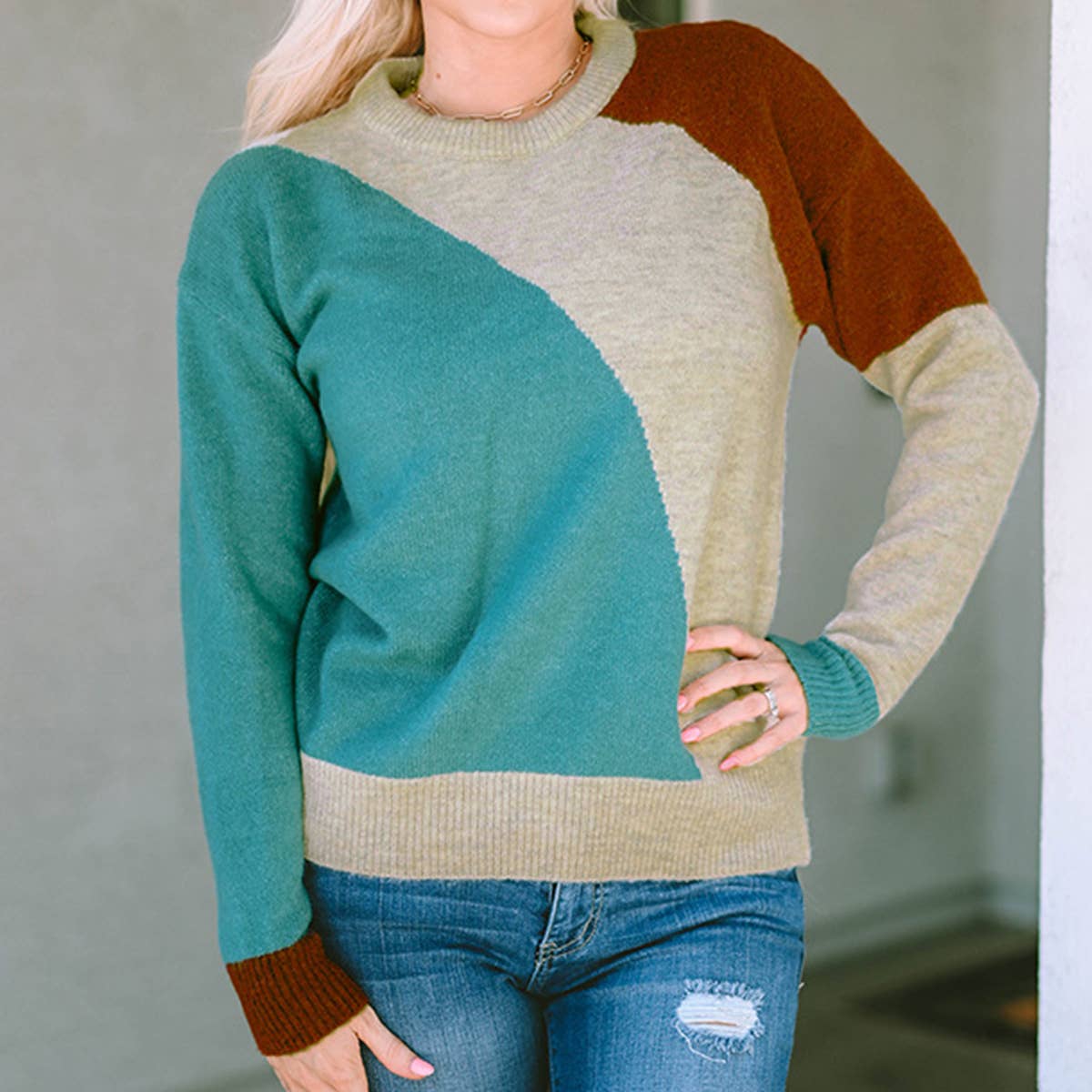 CREW NECK COLOR MATCHING SIMPLE ALL-INONE SWEATER