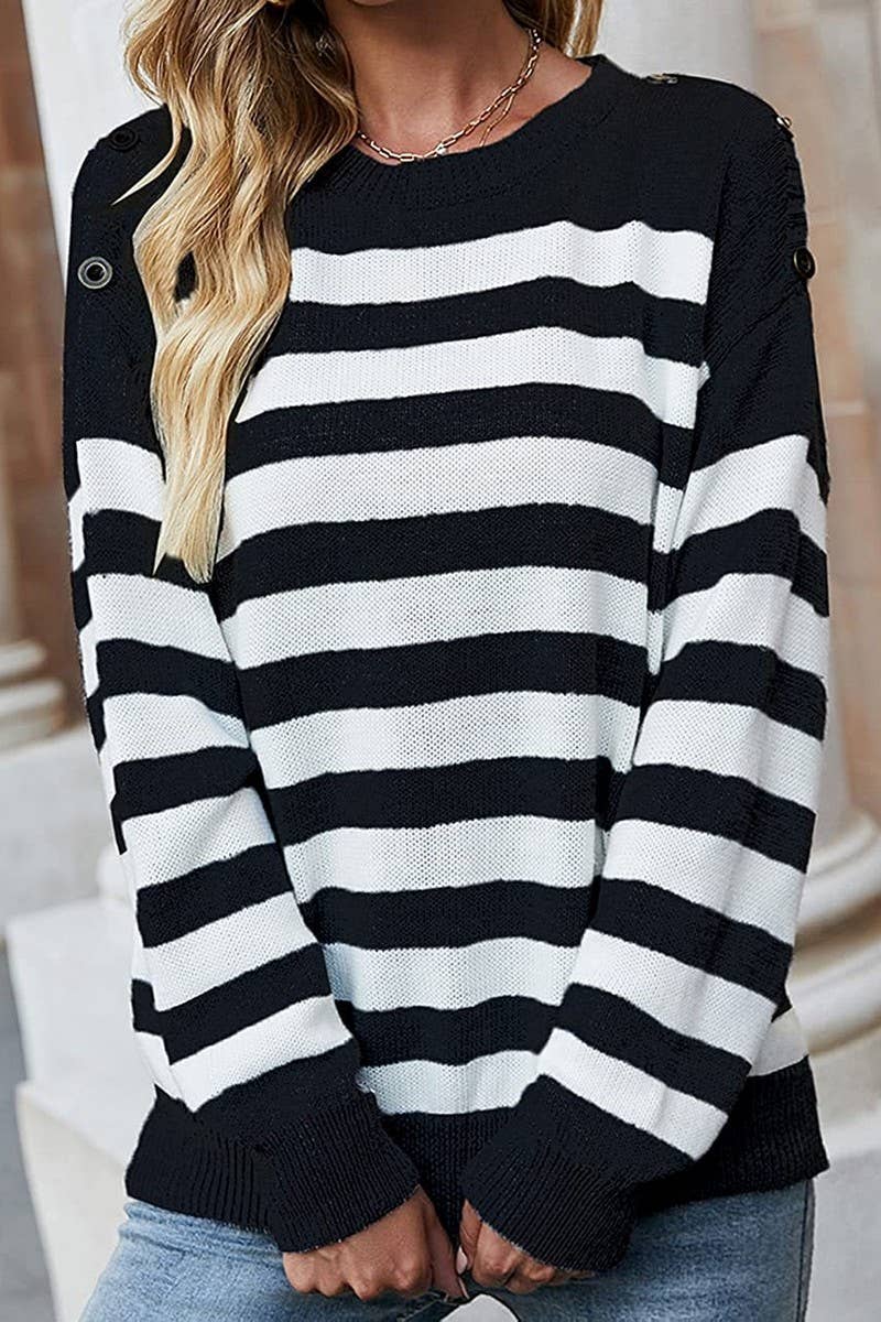 Casual striped pullover with crew neck base