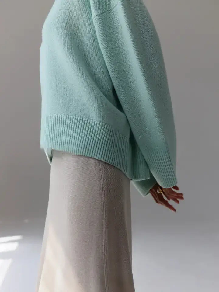 CWOSWL6631_CREW-NECK LONG-SLEEVED SOLID COLOR SWEATER