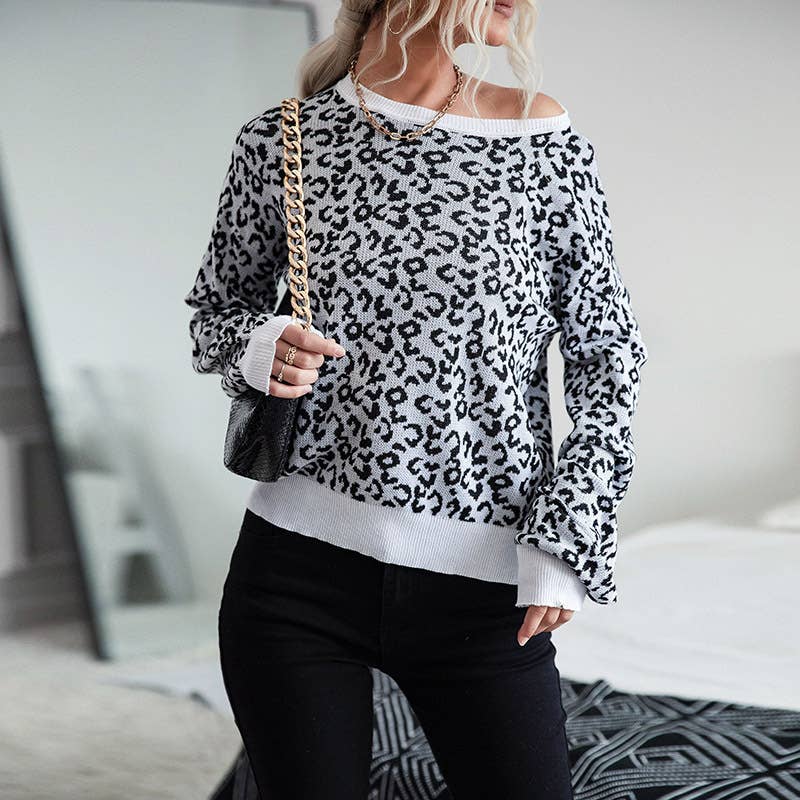 CREW-NECK KNIT LEOPARD PRINT JACQUARD SWEATER