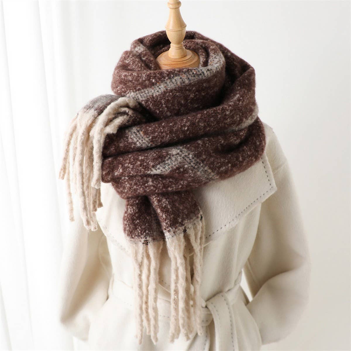 Minimalist Grid Scarf Shawl with Warm Texture