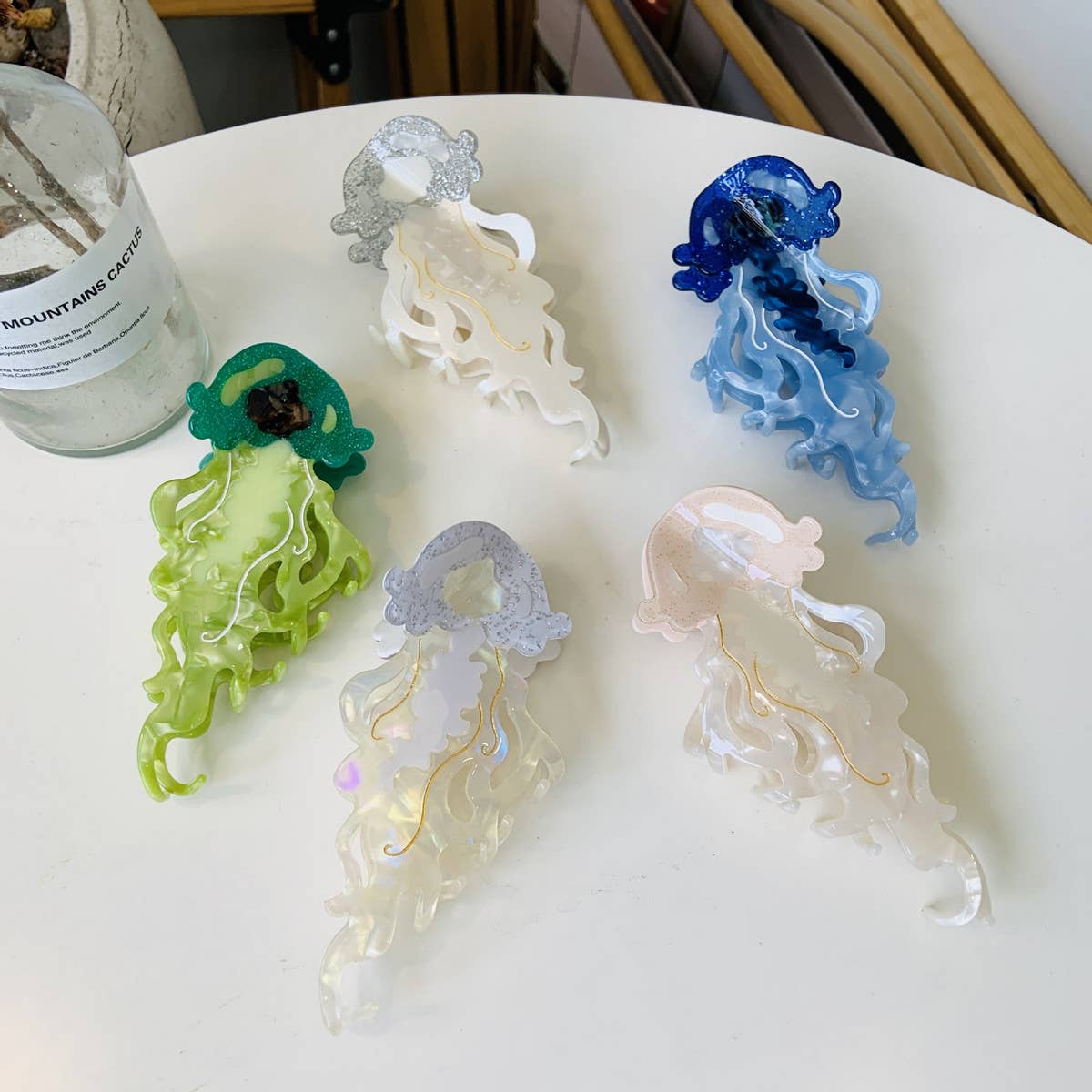 CWAHA4502_LONG TAILED PATTERNED JELLYFISH HAIR CLIP