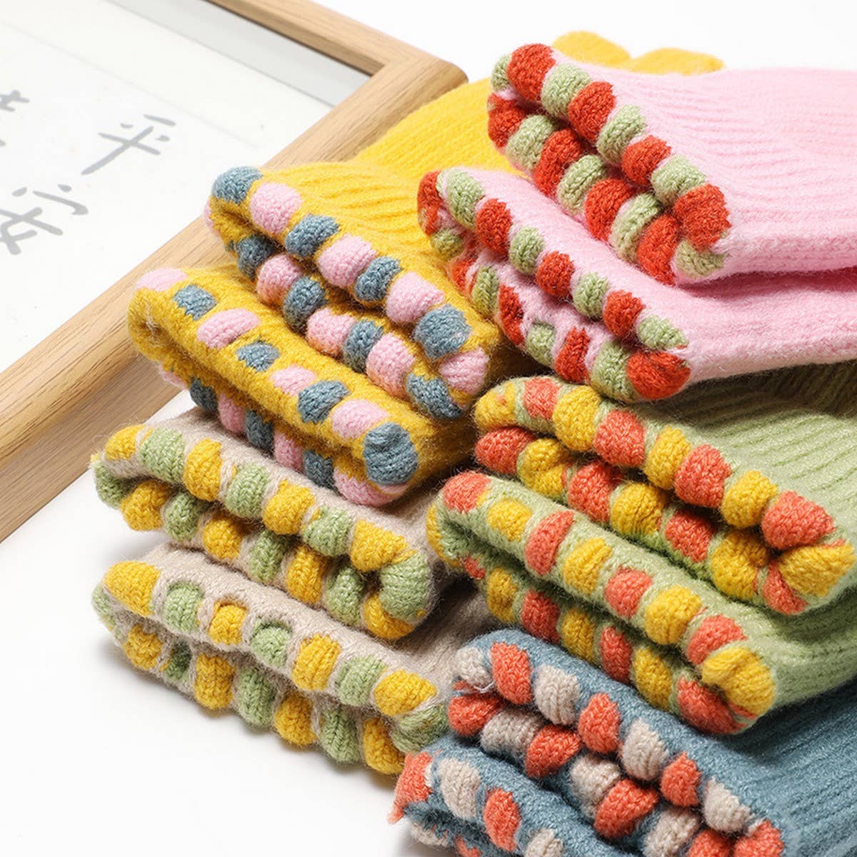 SOLID COLOR KNITTED FINGERLESS TOUCHSCREEN GLOVES_CWAG0197