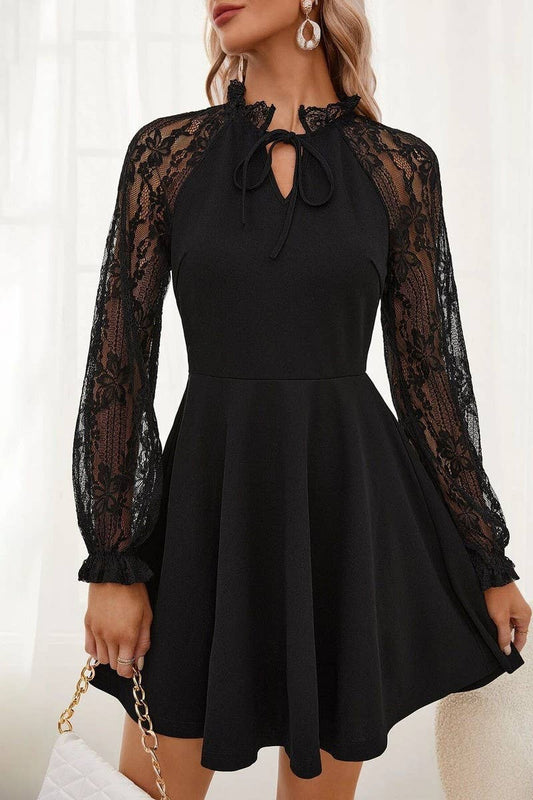 CWTBLS1526_BLACK LACE PATCHWORK LONG SLEEVE DRESS