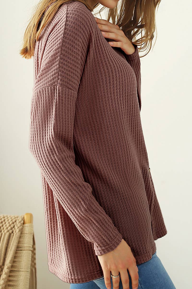 CWTSTL449_BUTTON BRUSHED R NECK DETAILED WAFFLE TOP