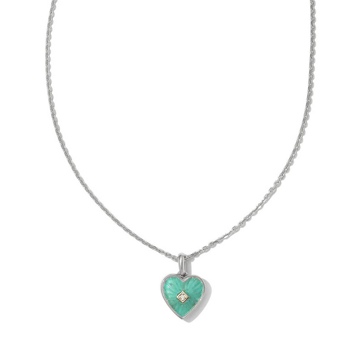 Sweet Heart Shell Pendant Necklace