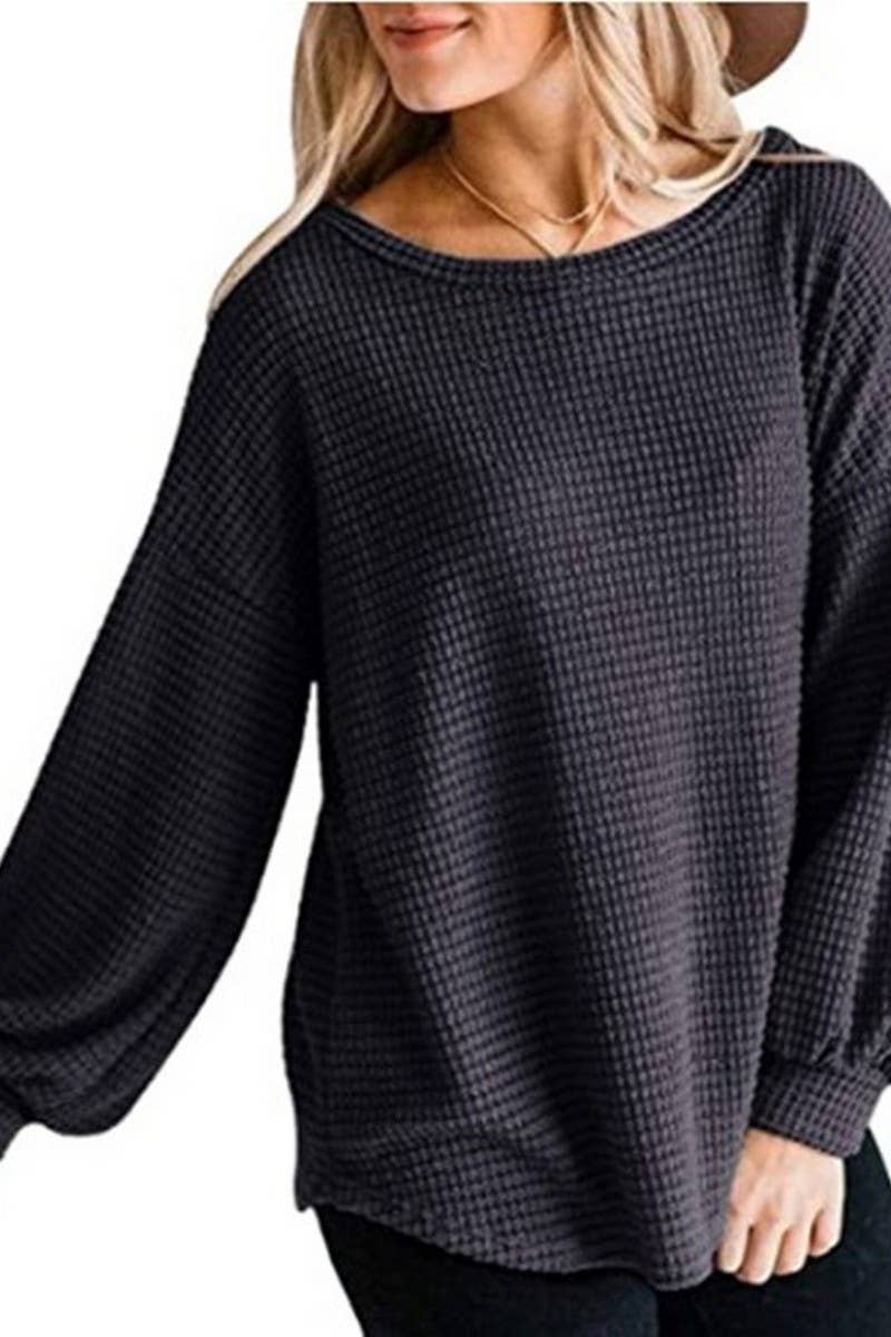 Casual pullover with round neck lantern sleeves