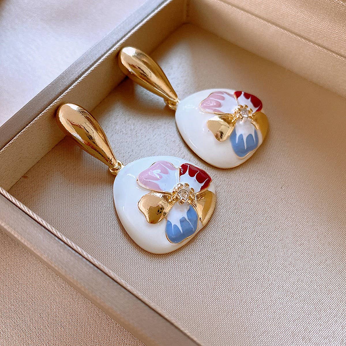 RETRO WATER DROP FLOWER PERSONALIZED EARRINGS