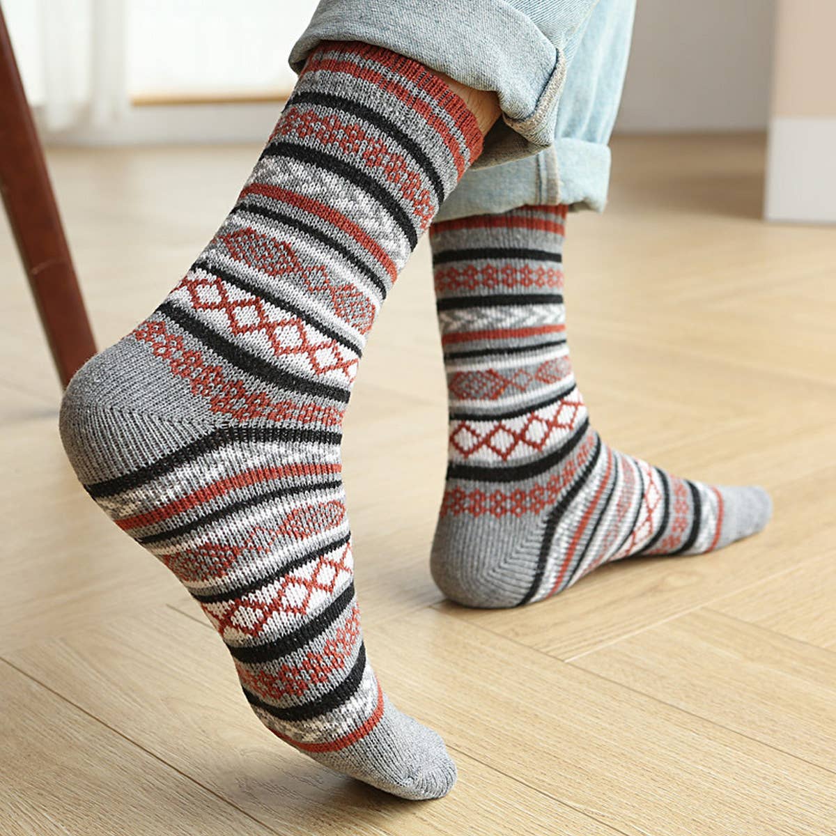 5 PAIRS OF VINTAGE PRINT THICK WARM COTTON SOCKS_CWMS0683