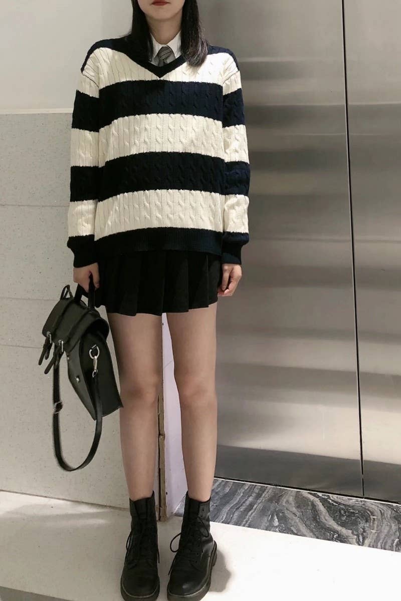 CWOSWL5744_V-NECK STRIPED CONTRAST CHUNKY KNIT SWEATER