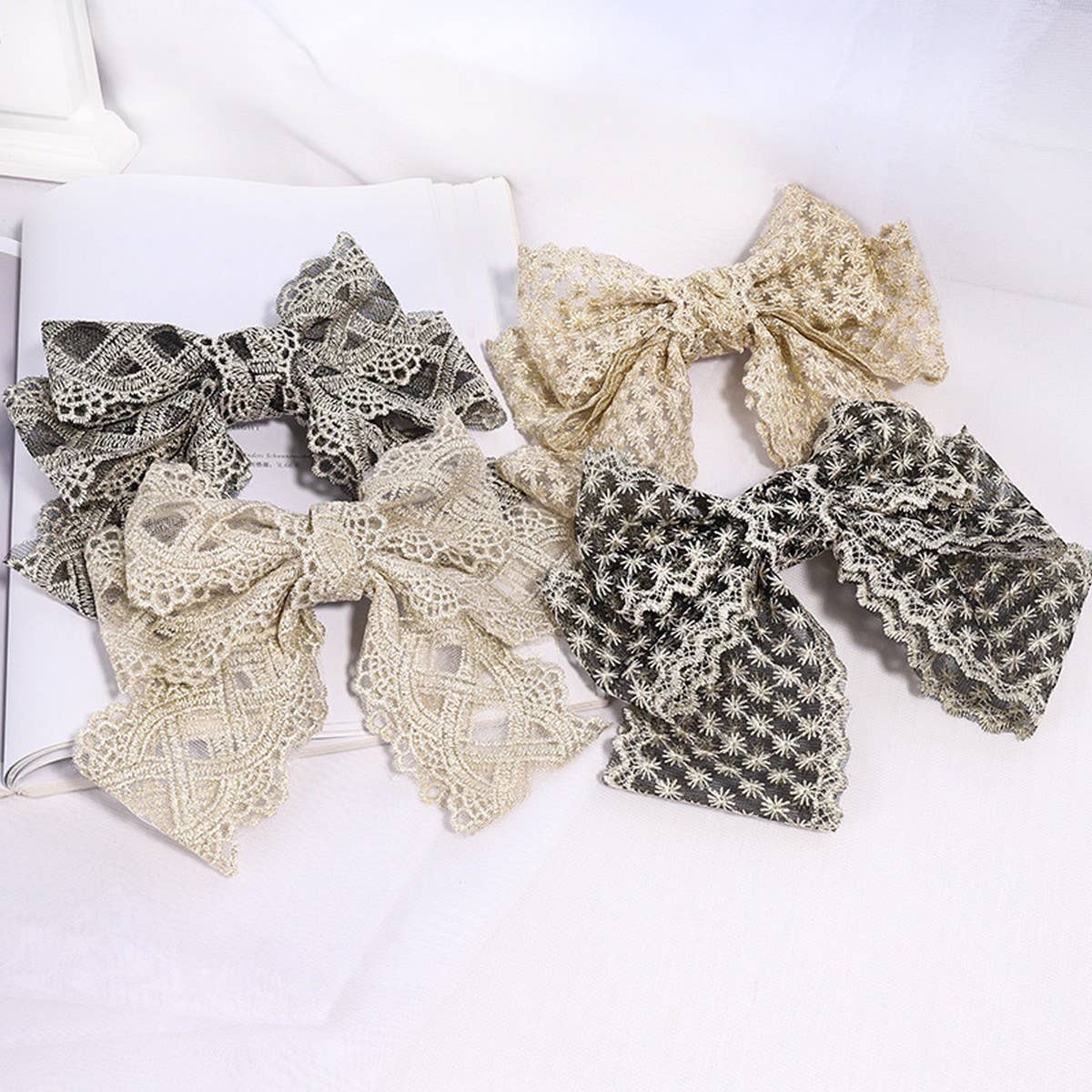 PALACE STYLE HAIR BOW EMBROIDERY HAIRPINS_CWAHA1186