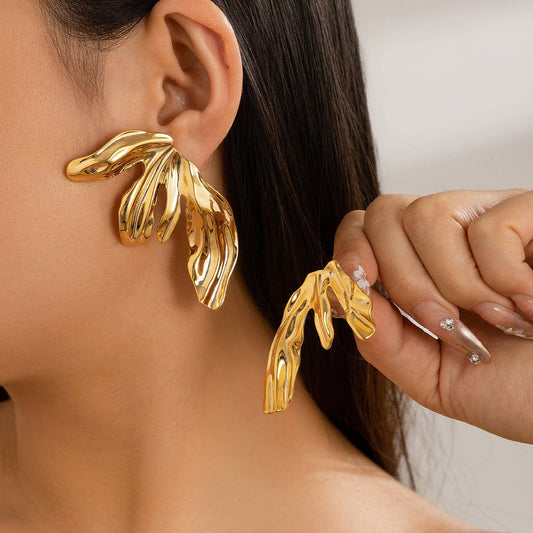 COOL AND SIMPLE RETRO FLOWER EARRINGS