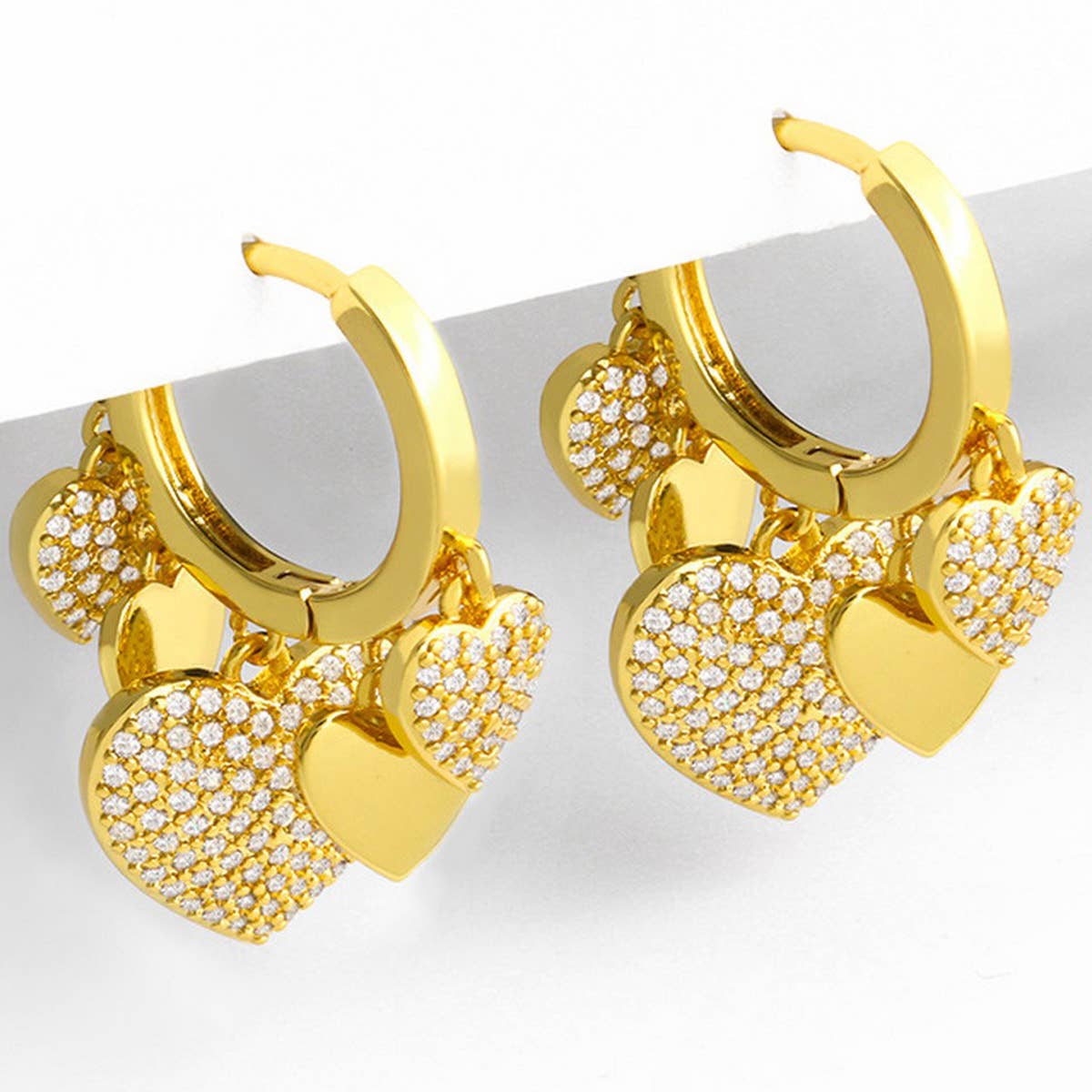 HEART SHAPED PENDANT FASHIONABLE EAR ACCESSORIES