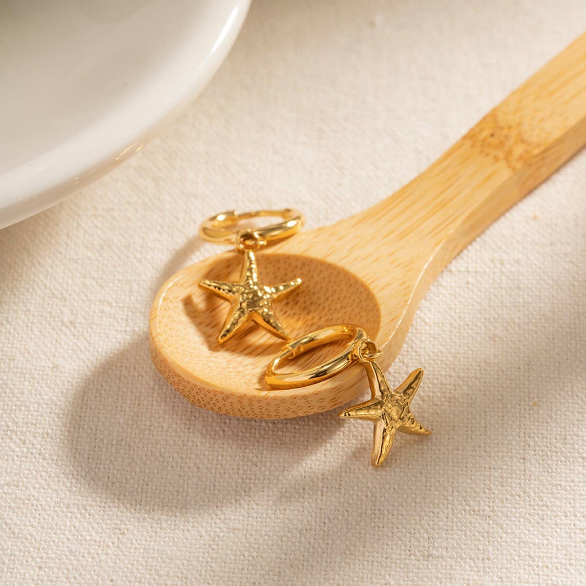 18K GOLD STAINLESS STEEL STARFISH PENDANT EARRINGS_CWASC1672