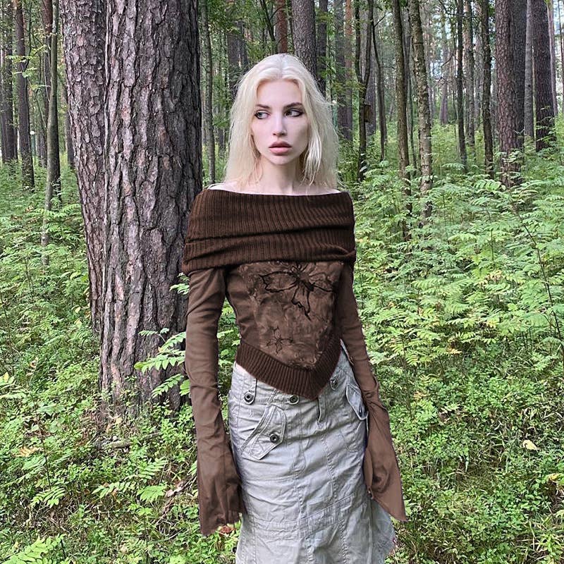 Dark retro printed flared sleeve T-shirt