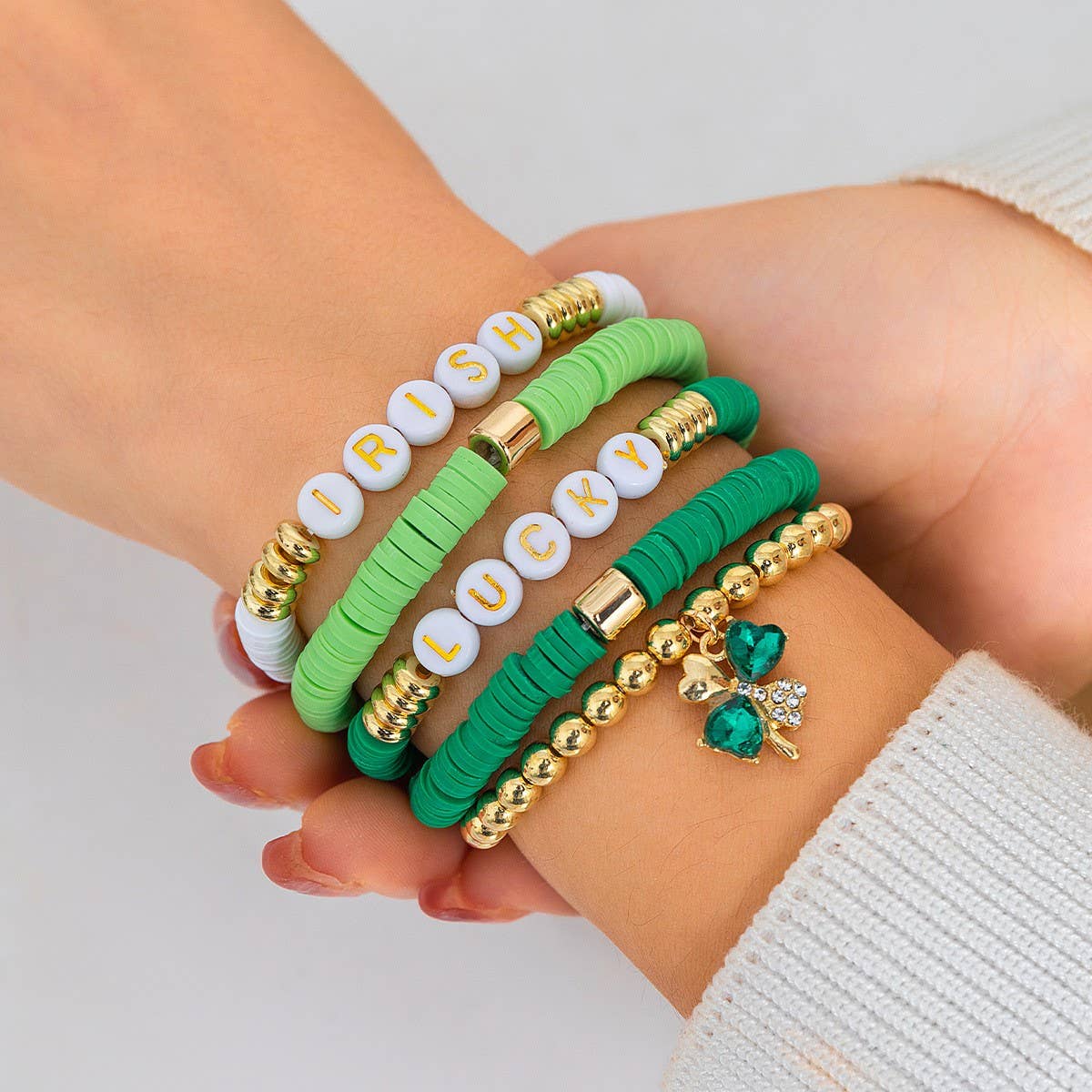 MULTI-LEAF CLOVER LETTER SIMPLE BEADED BRACELET