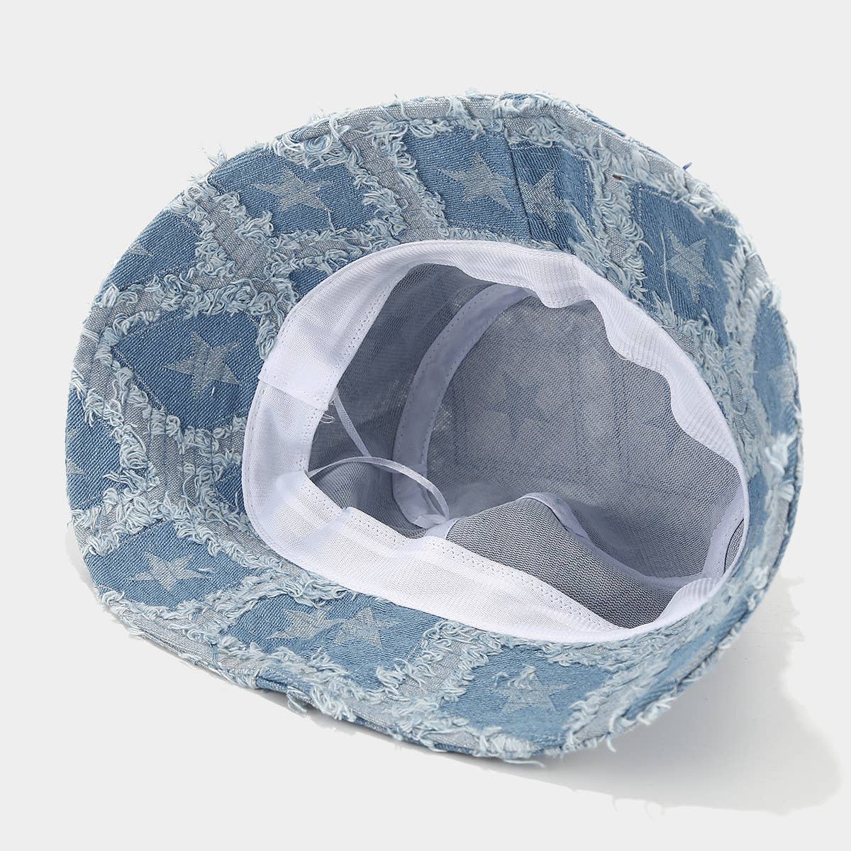 SUN PROTECTION RAW EDGE DENIM BUCKET HAT_CWAH1629