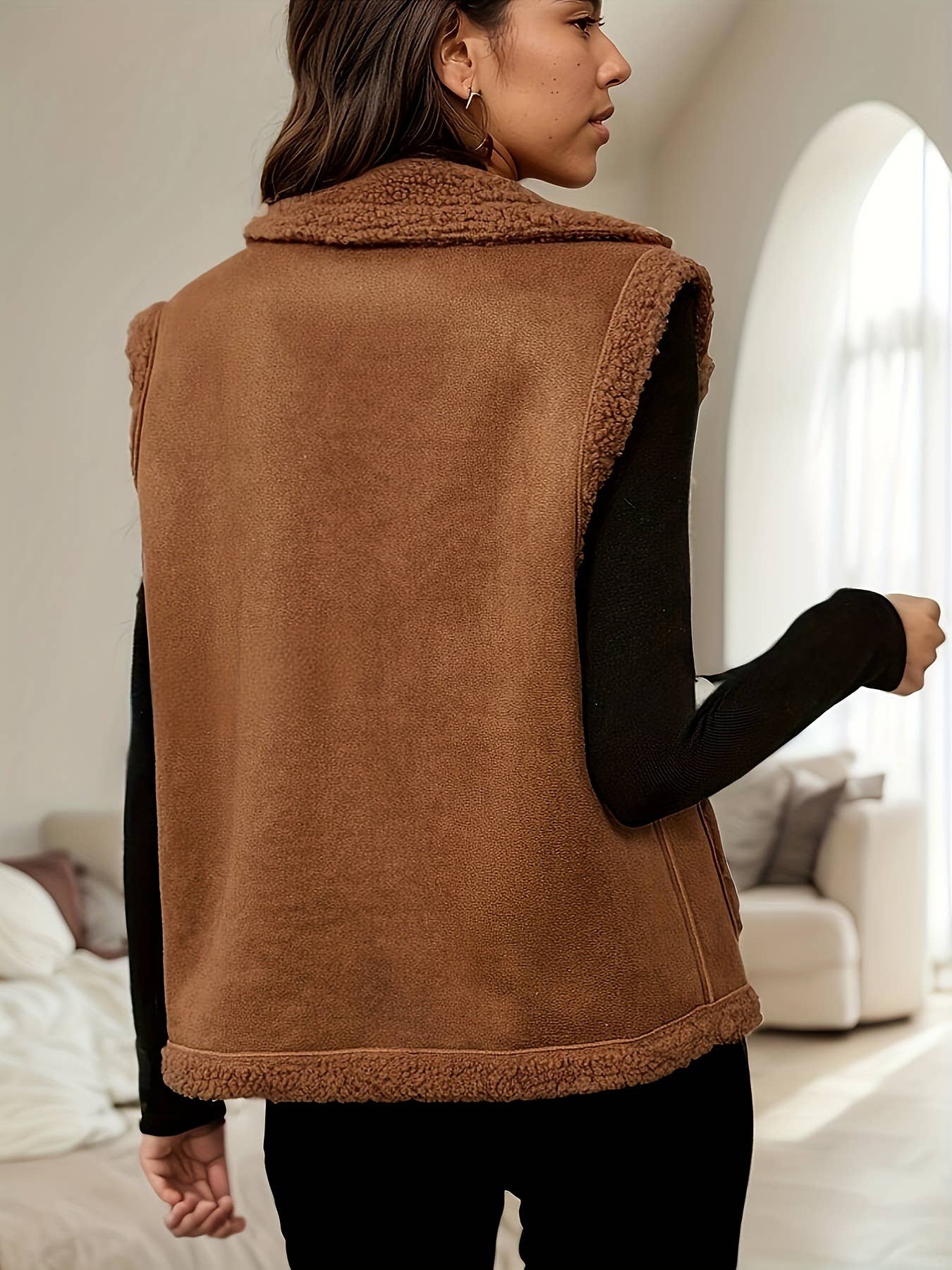 Corduroy collar and suede vest jacket