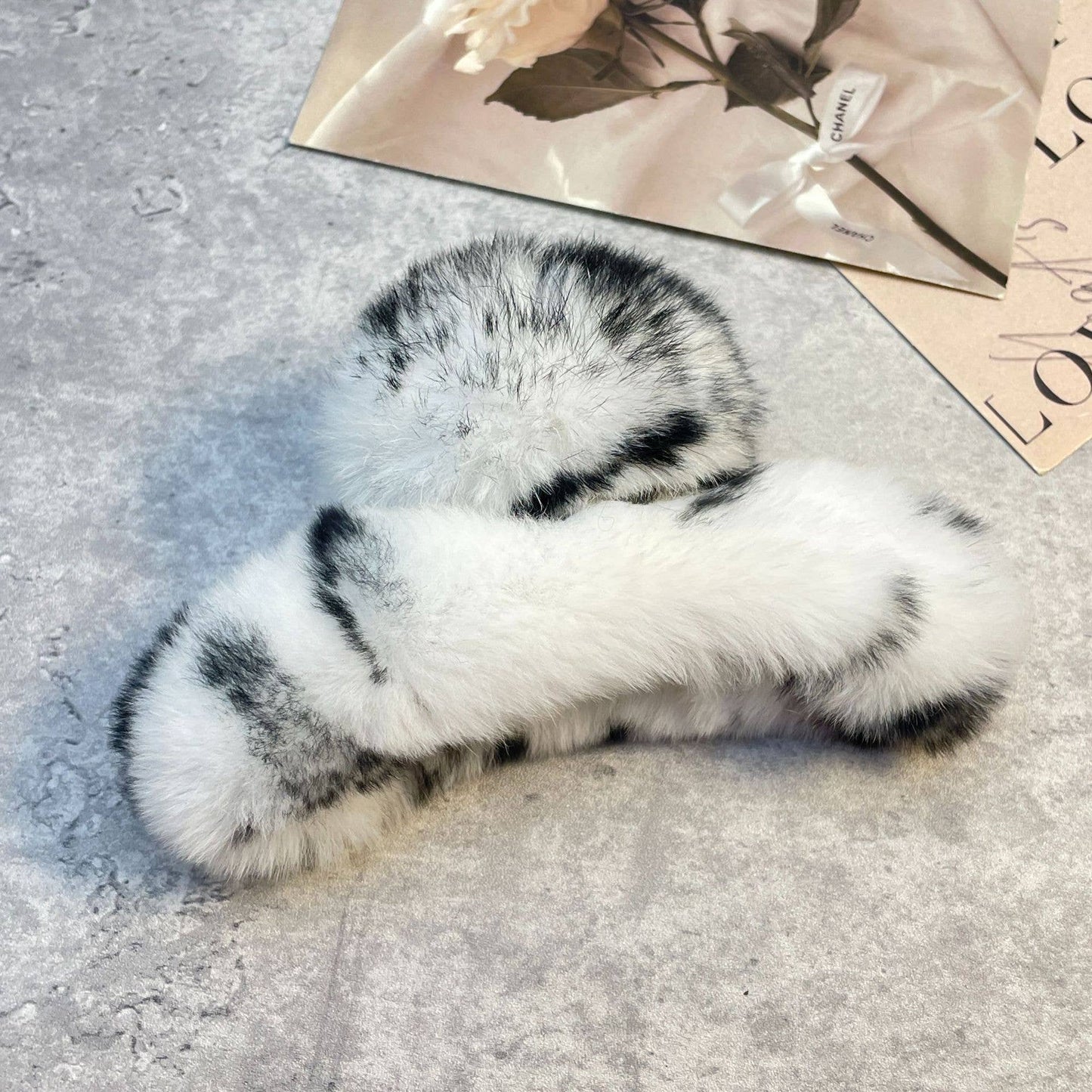 Rex Rabbit Fur Claws - Elegant Mixed Color Clips