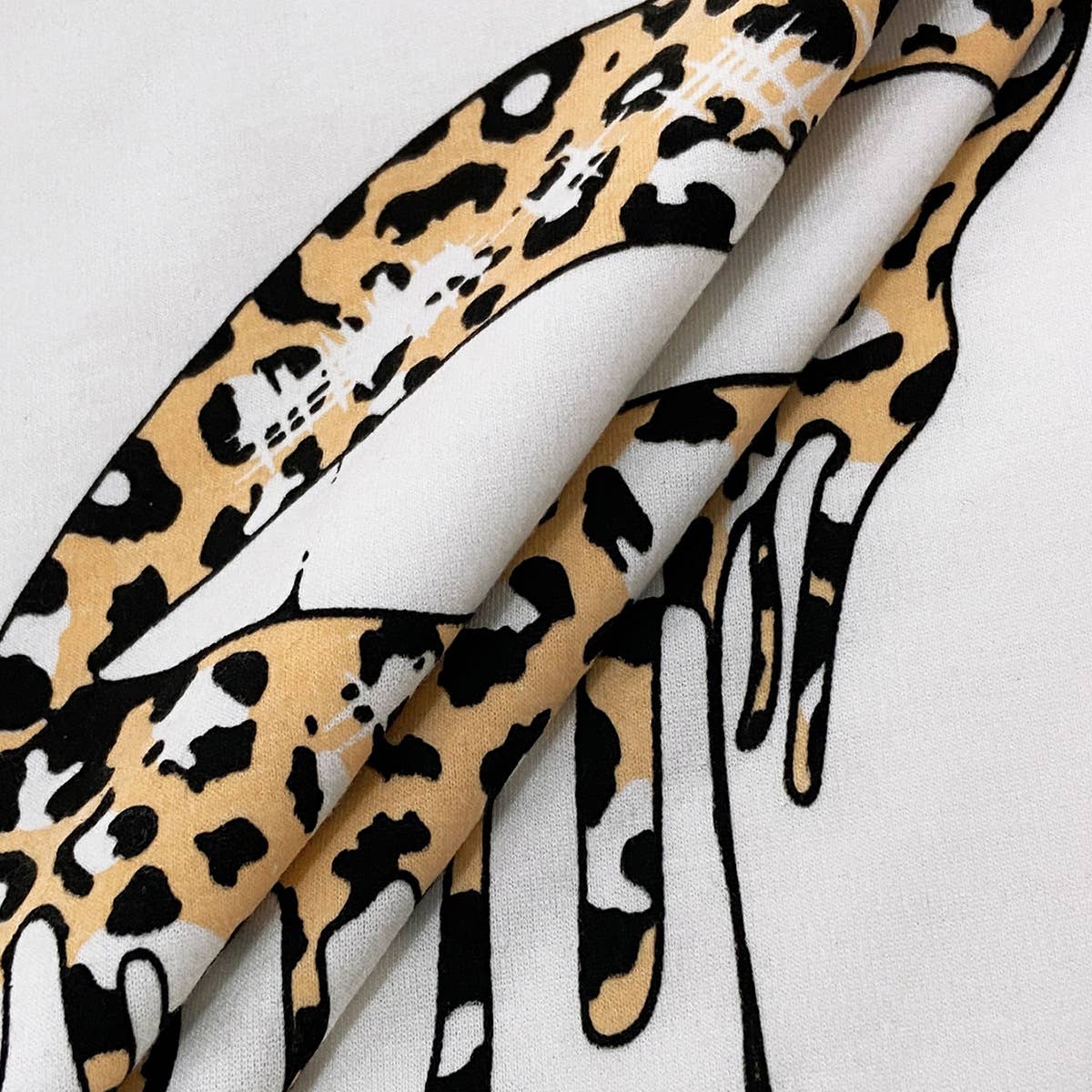 CREW-NECK LIP PRINT LONG-SLEEVED BAGGY HOODIE