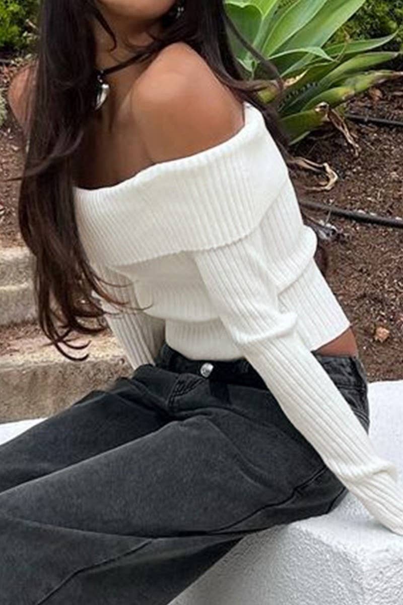 CWTBLL00729_OFF SHOULDER CROPPED WHITE KNIT SWEATER