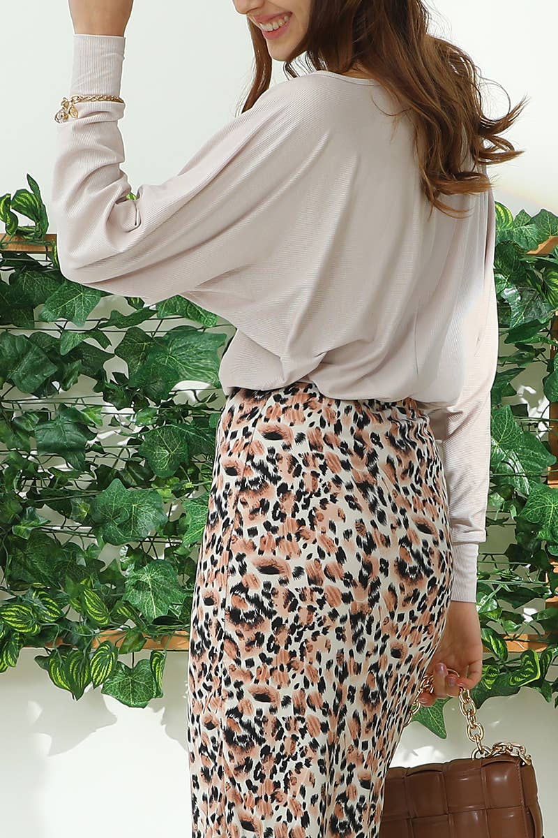 CWTTL1102_BATWING SLEEVE ROUND NECK TOP