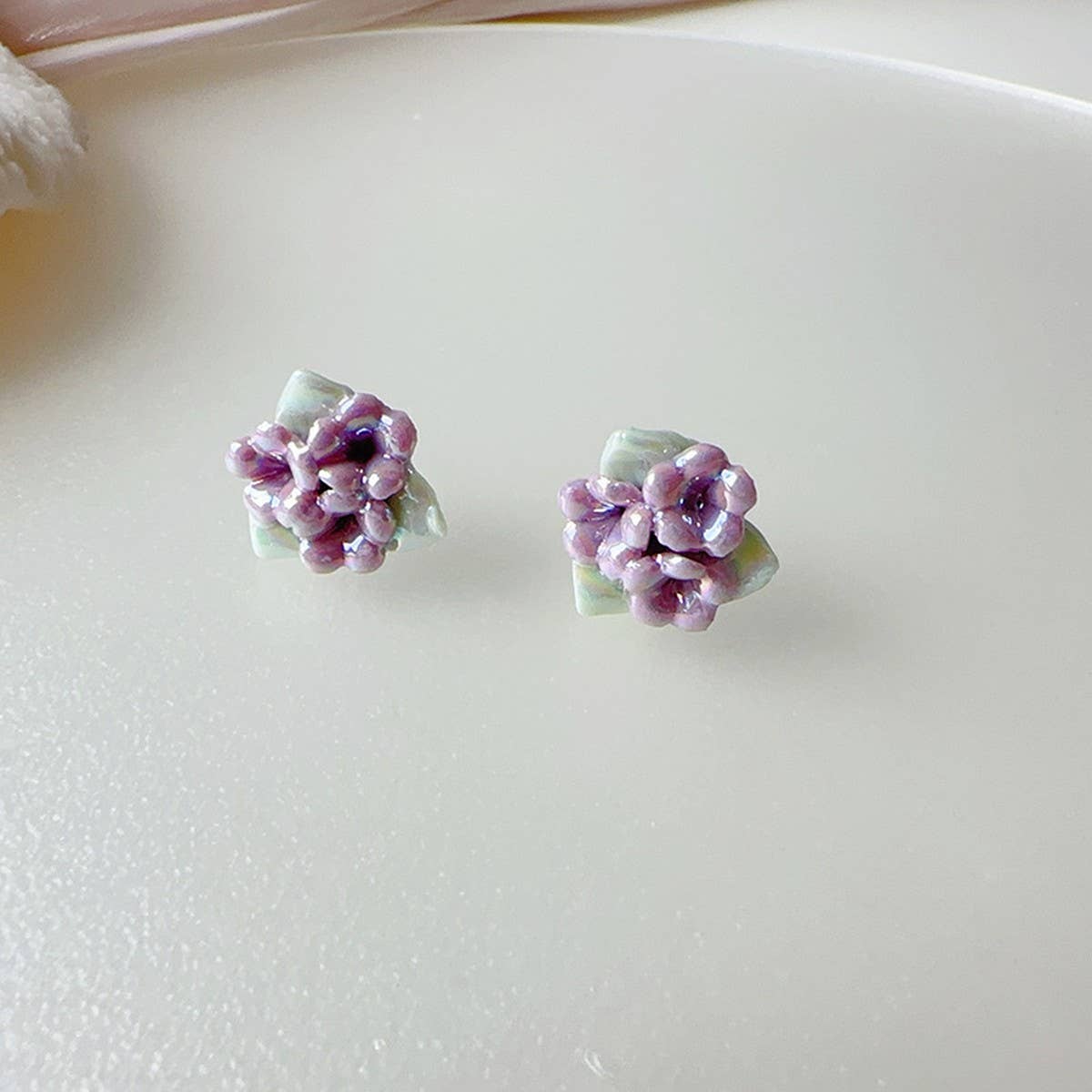 RETRO SWEET FOREST TRIANGLE EARRINGS