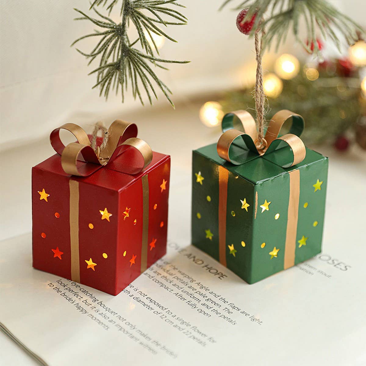 Iron Star Lighted Gift Box Xmas Tree Decor