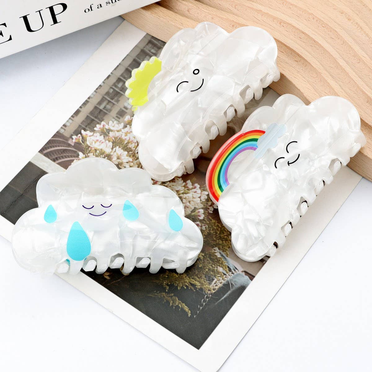 CWAHA1392_WHITE CARTOON SERIES HAIR CLAW CLIP