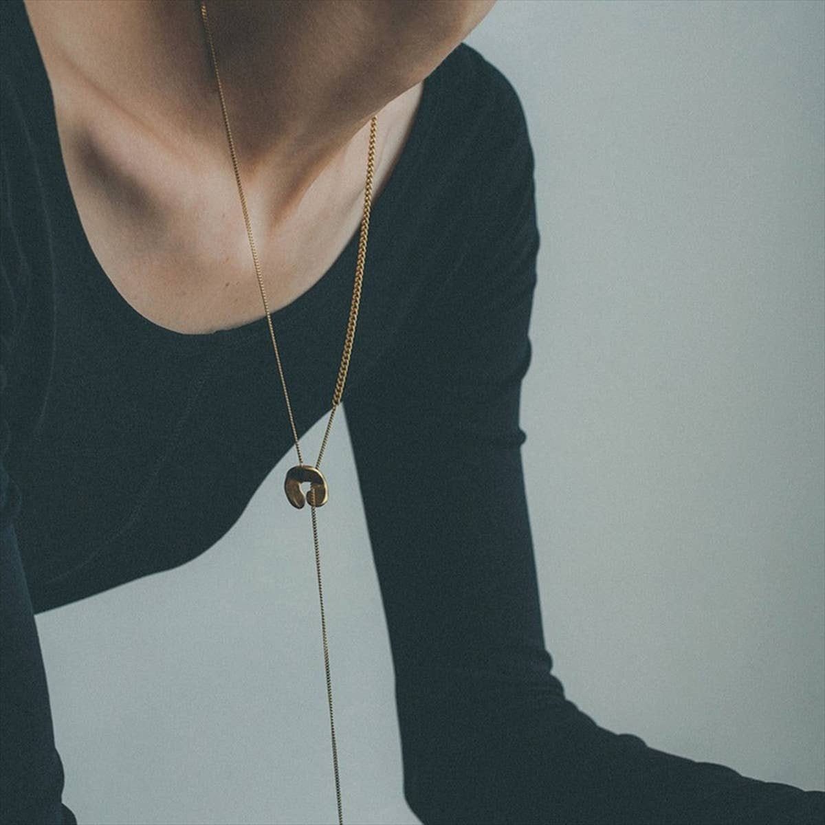 RETRO NICHE DESIGN DOUBLE-LAYER NECKLACE_CWAJE2133