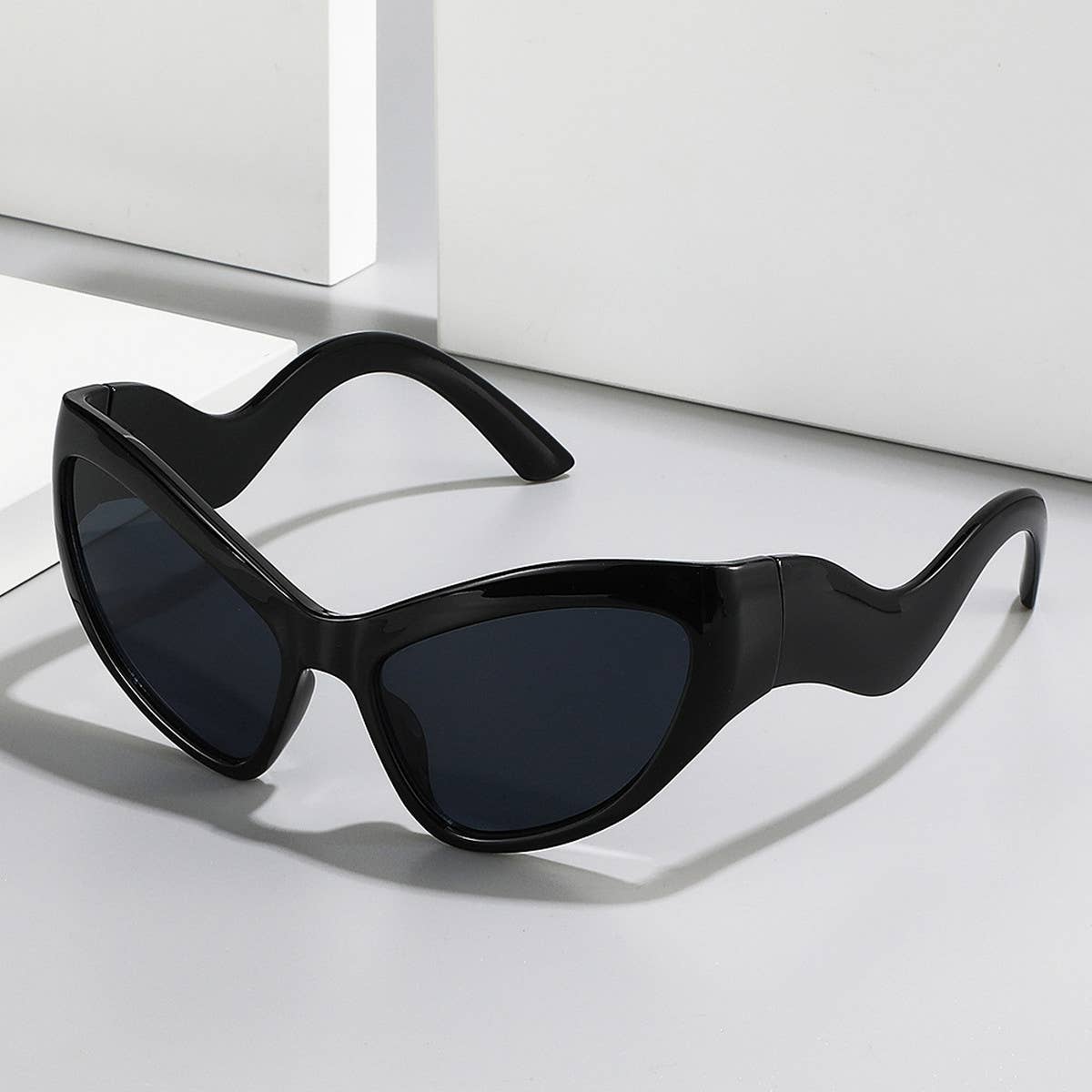 NEW CAT EYE RAINBOW SUNGLASSES
