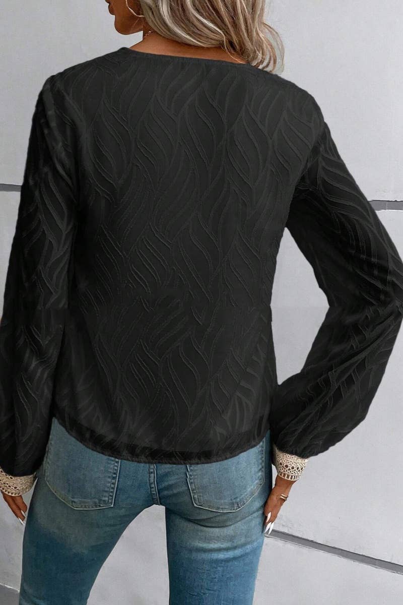 CWTBLL2488_FALL V-NECK LACE LONG-SLEEVED SHIRT TOP