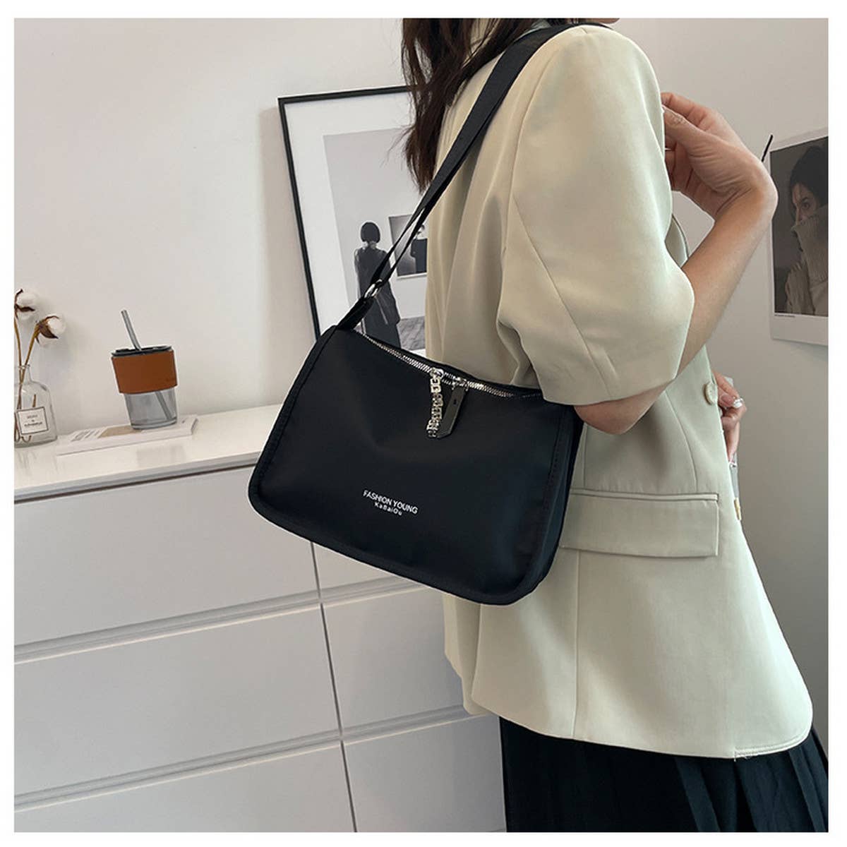 SIMPLE LARGE CAPACITY CASUAL SHOULDER BAG_CWAB1549