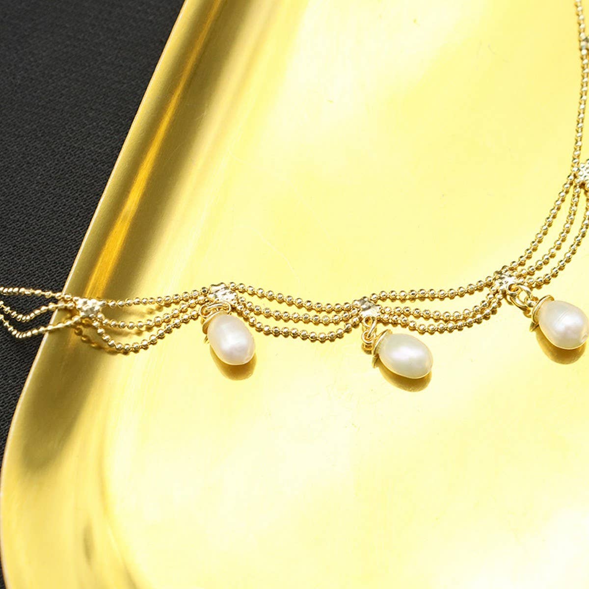 WOMEN'S LACE TASSEL NATURAL PEARL NECKLACE