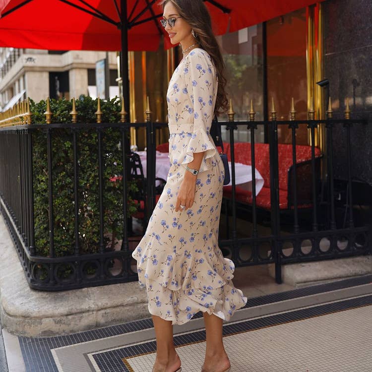 ASYMMETRICAL DESIGN V-NECK FLARED SLEEVE DRESS_CWDMD01096