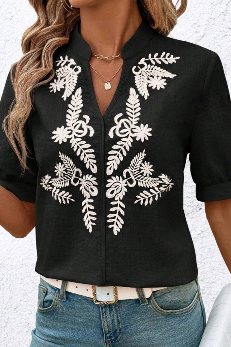 CWTBLS2269_V-NECK COTTON EMBROIDERED SHORT SLEEVE SHIRT